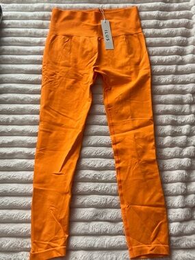 ILUS LABEL - seamLUX Intensify Leggings - Papaya